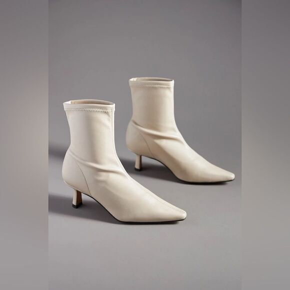 Angel Alarcon pointed toe kitten heel boots bone in size 41 - Picture 2 of 5